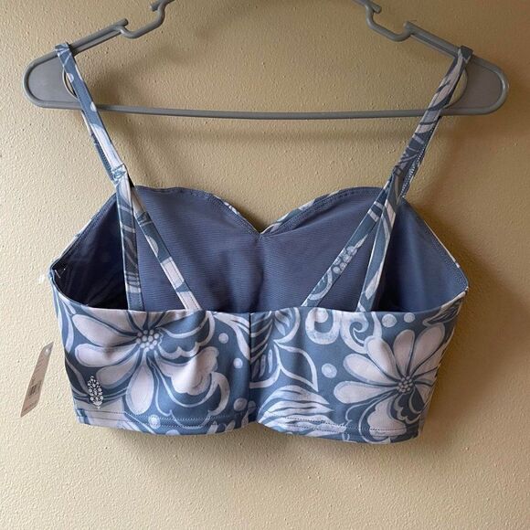 Free People Movement Double Take Crop Camisole Blue Floral Top NWT - Picture 2 of 2